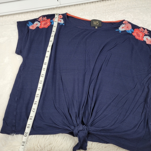 W5 Tie Front Top with Embroidered Flowers - Picture 3 of 11